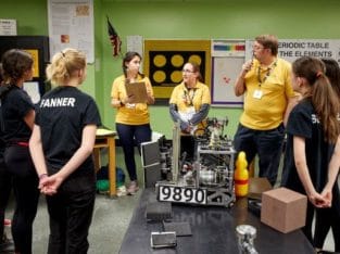 Robotics Tournament Volunteer – 12/8 and 12/9 Eden Prairie